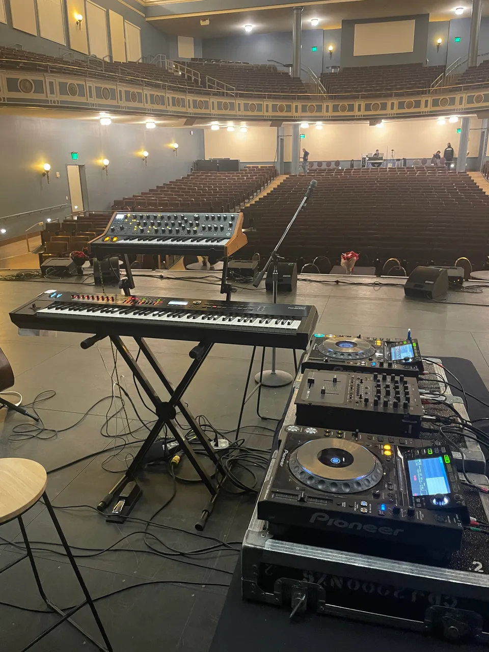 C & L Backline equipment and stage setup, photo 16