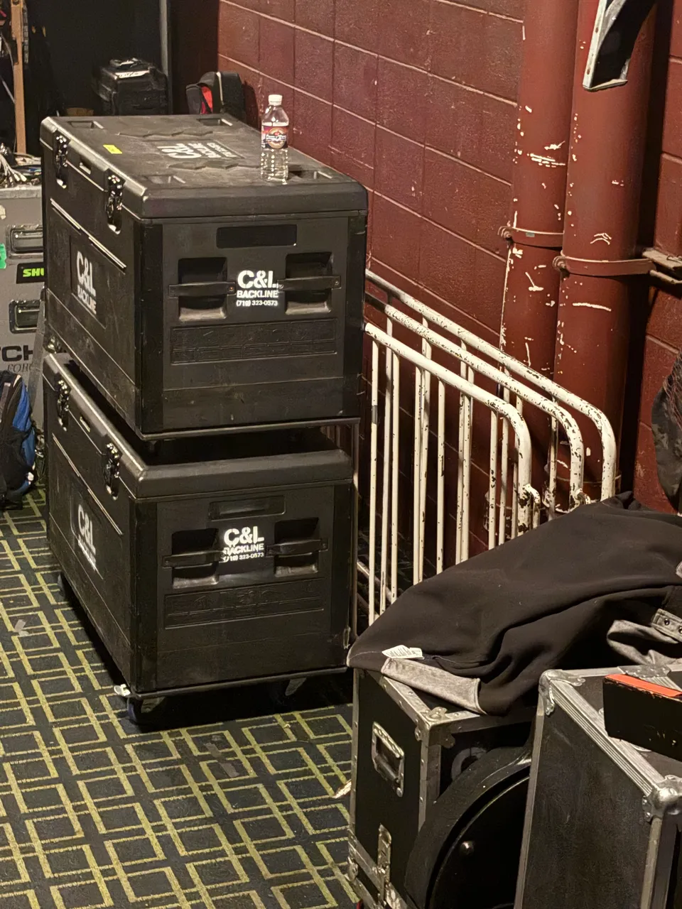 C & L Backline equipment and stage setup, photo 28