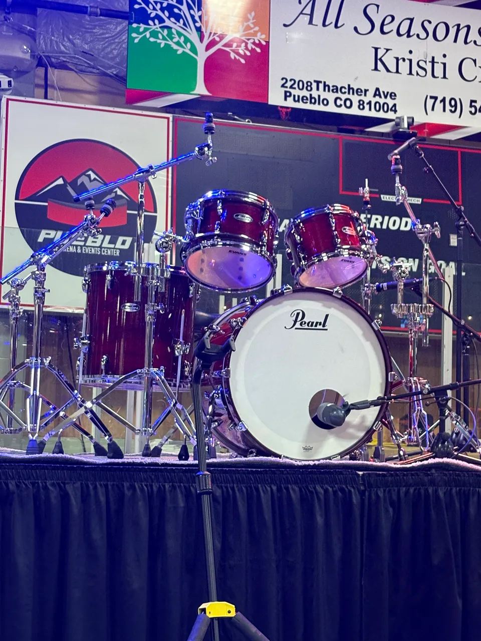 C & L Backline equipment and stage setup, photo 29